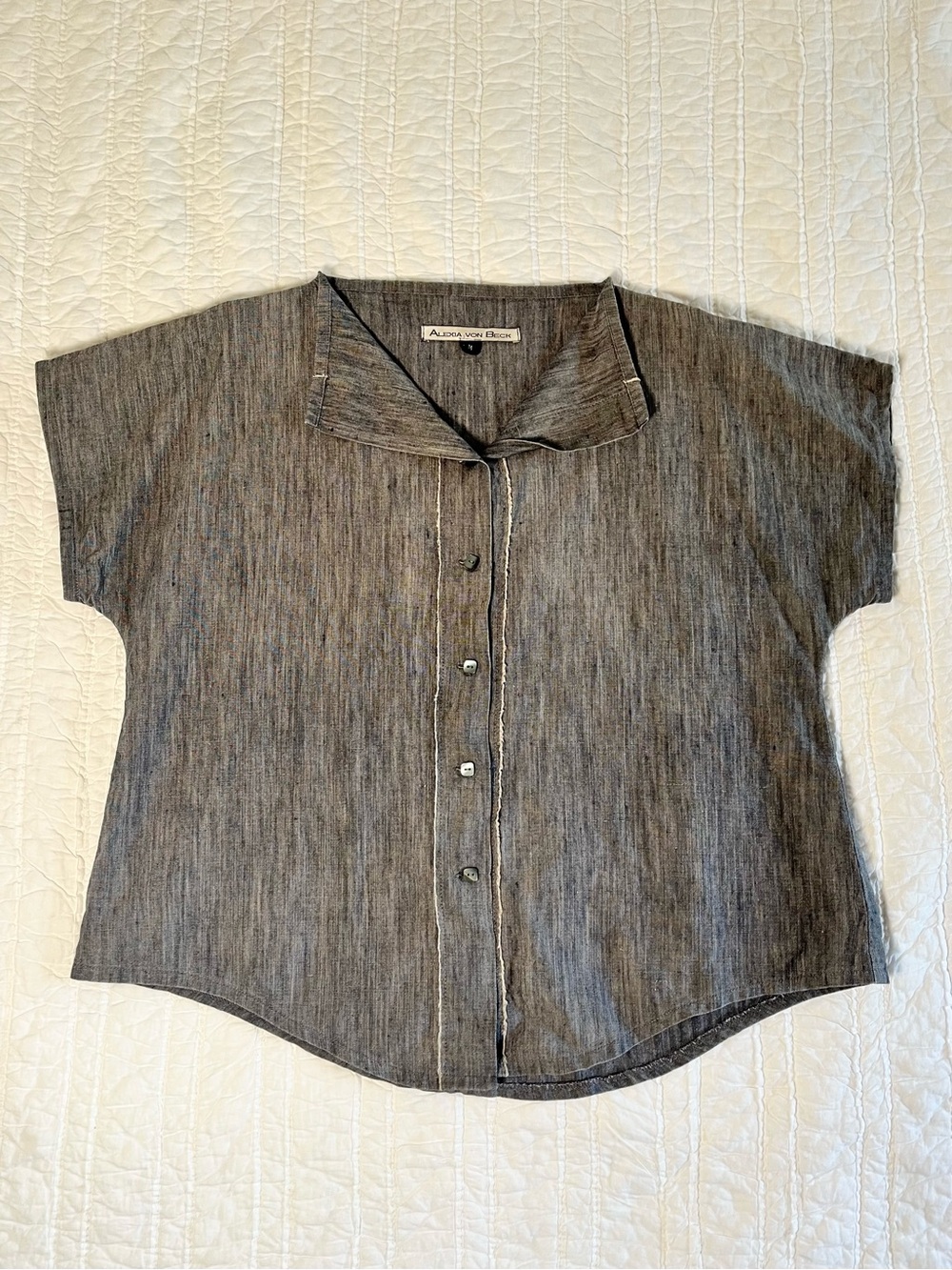 Alexia Von Beck Grey Linen Boxy Short Sleeve Button Up Blouse - Size M